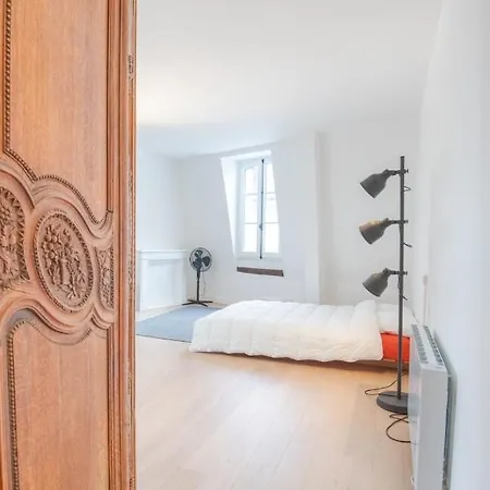 Recent Studio A Deux Pas Du Vieux Apartment Tours