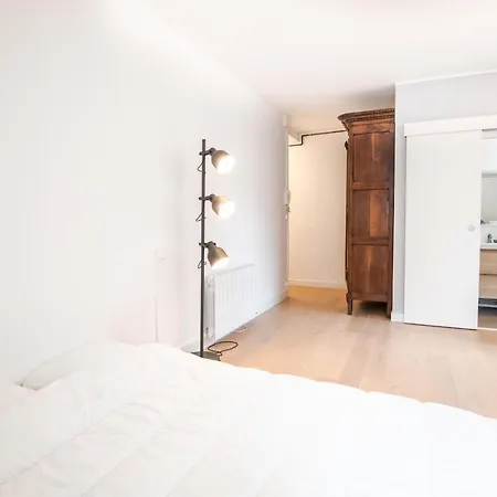 Recent Studio A Deux Pas Du Vieux Apartment Tours